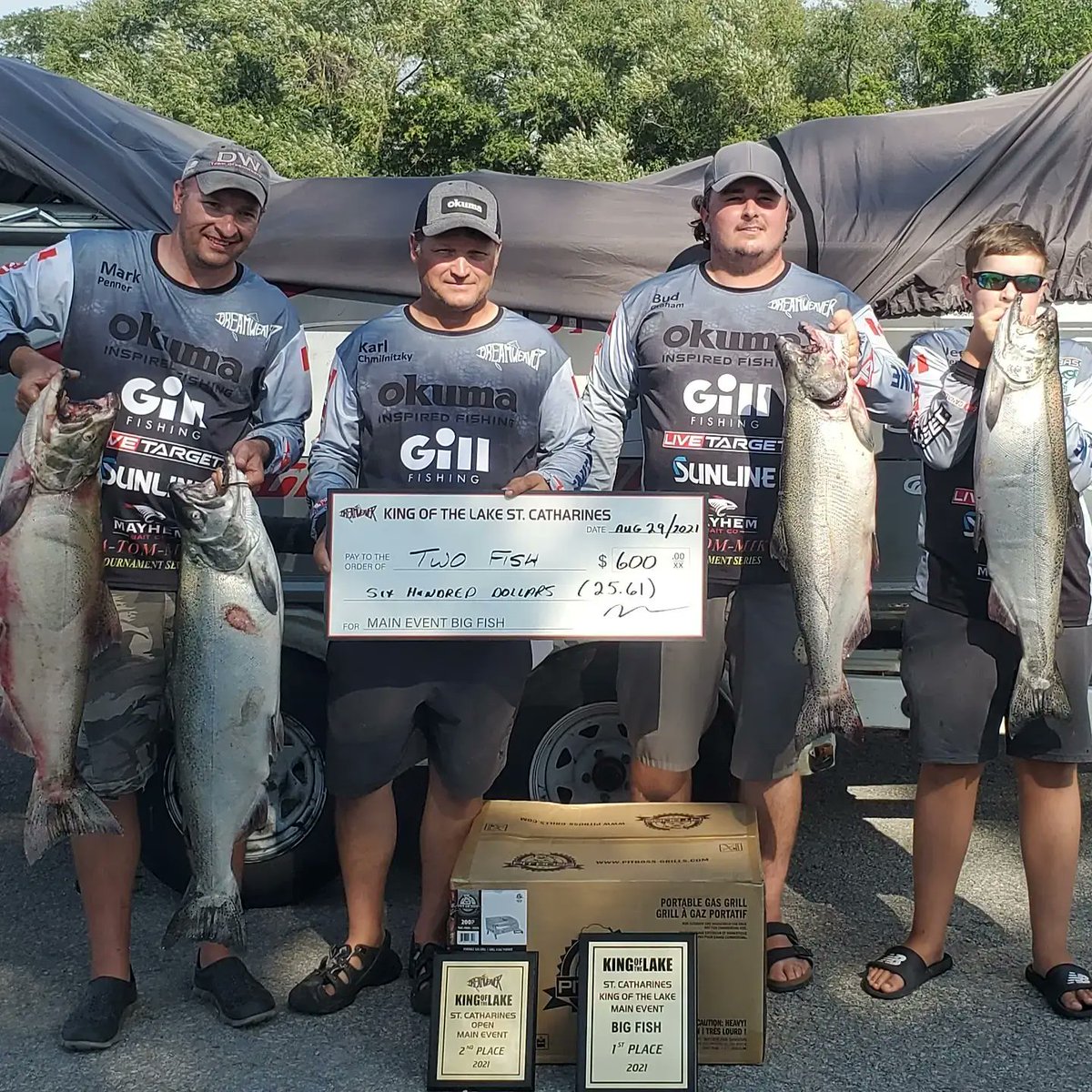 Team Two Fish, 2nd place @ the Fall King Of The Lake Salmon Tournament last weekend #lakeontario #salmon #fishing #okumafishing #atommiktrollingflies #dreamweaver #powcasting #grimsbytackle #teamcanadapro @OkumaFishing <a href="/ATOMMIK/">Tom Allen</a>
