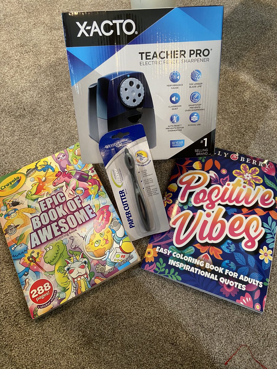 MeghanAlexis16's tweet image. @AlaneAdamsBooks @onetamd Thank you for the #minionmagic my calming corner is really starting to take shape. So are my pencils! 🤣🤣. You guys are the best!!! #clearthelist #teachertwitter