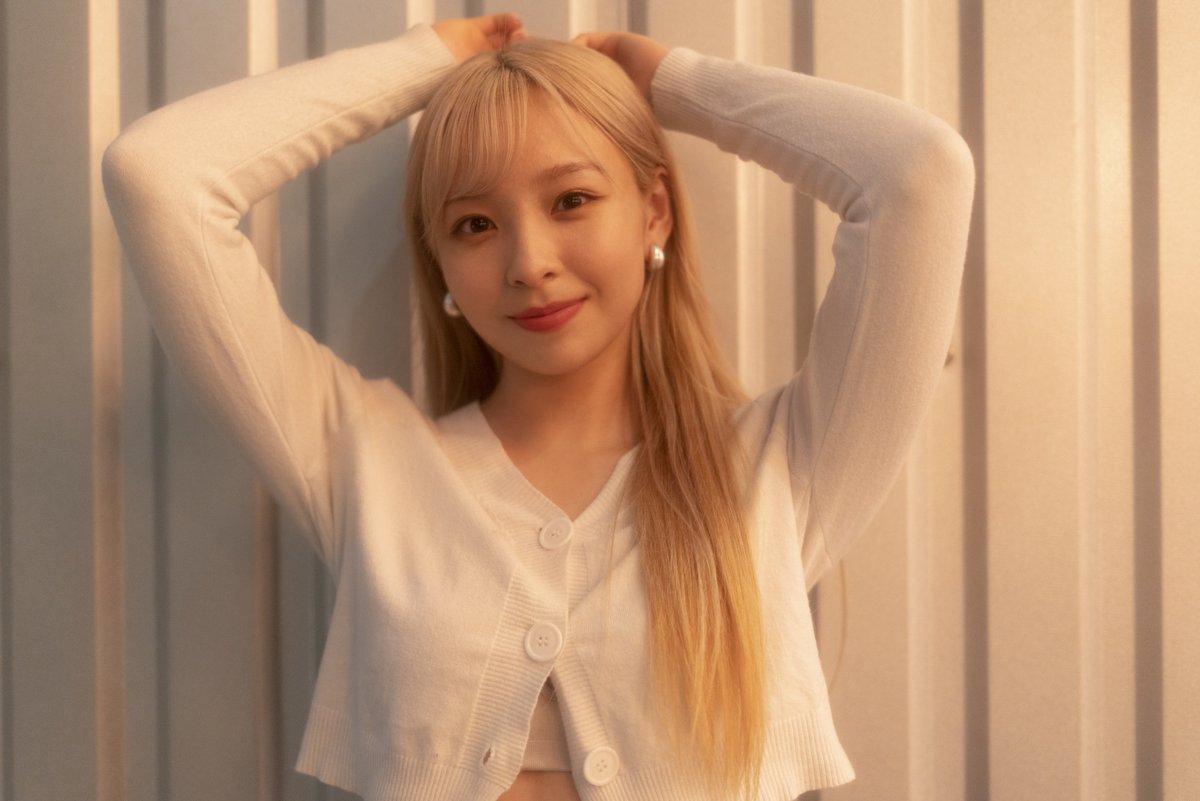 プレゼント】 #神宿 #一ノ瀬みか のサイン入り色紙 (@ototoy_info)を