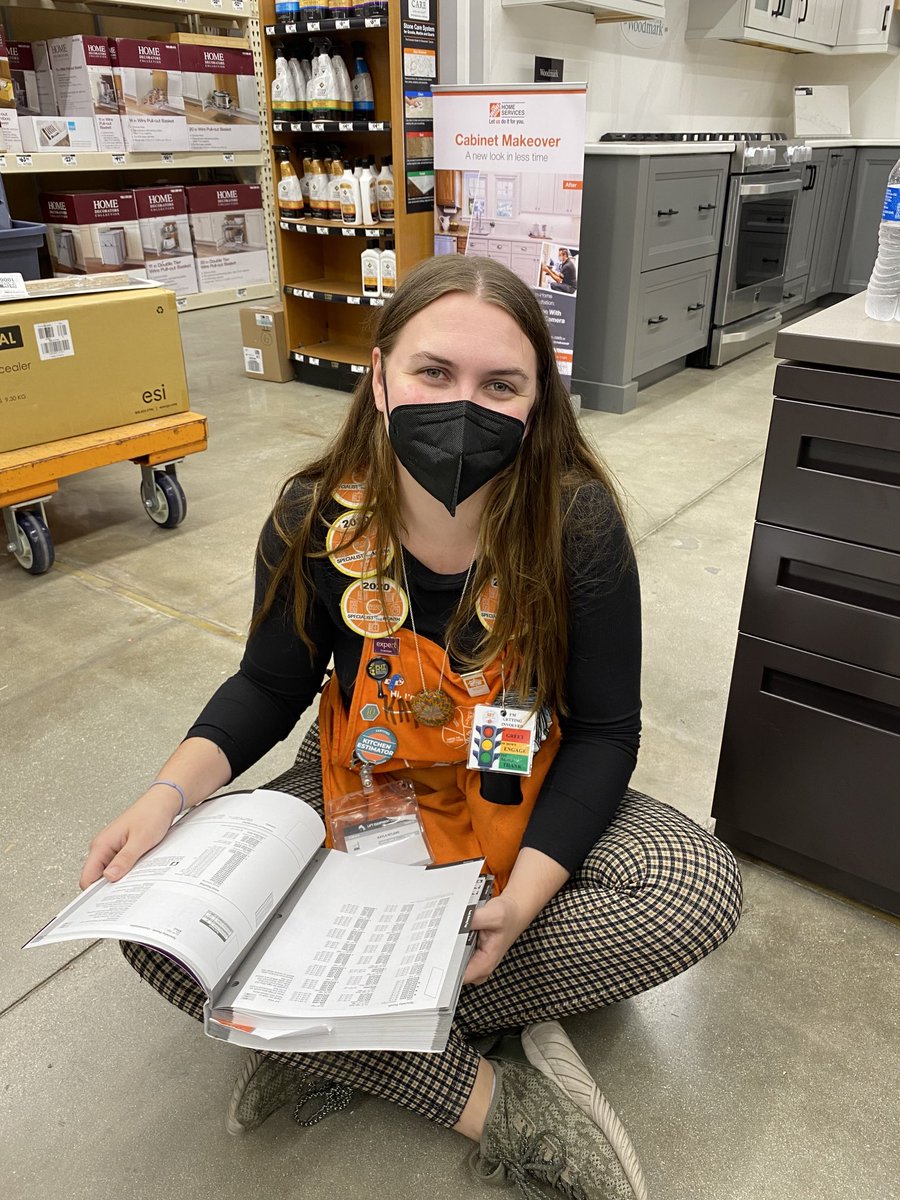 Going to miss this beauty! Good luck Kayla on your new adventures #homedepotkd #6319 #homedepot #kitchendesigner