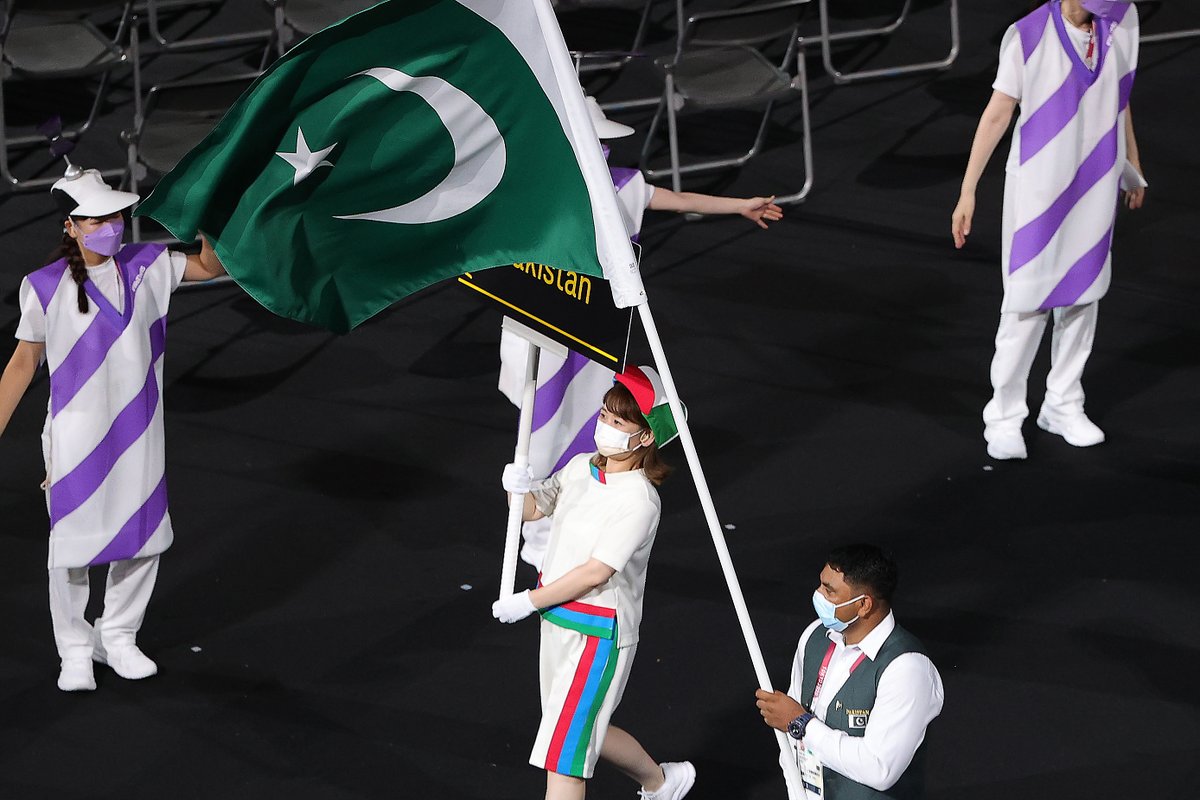 ParaAthletics's tweet photo. 🇵🇰🥇 First-ever Paralympic gold for Pakistan!! 🥇🇵🇰

Haider Ali #PAK (55.26) takes #gold in the men's discus throw F37.

#silver Mykola Zhabnayak #UKR 52.43
#bronze Joao Teixeira #BRA 51.86

#ParaAthletics #Paralympics #Tokyo2020 @PakParalympic https://t.co/BaCJnabQ3q