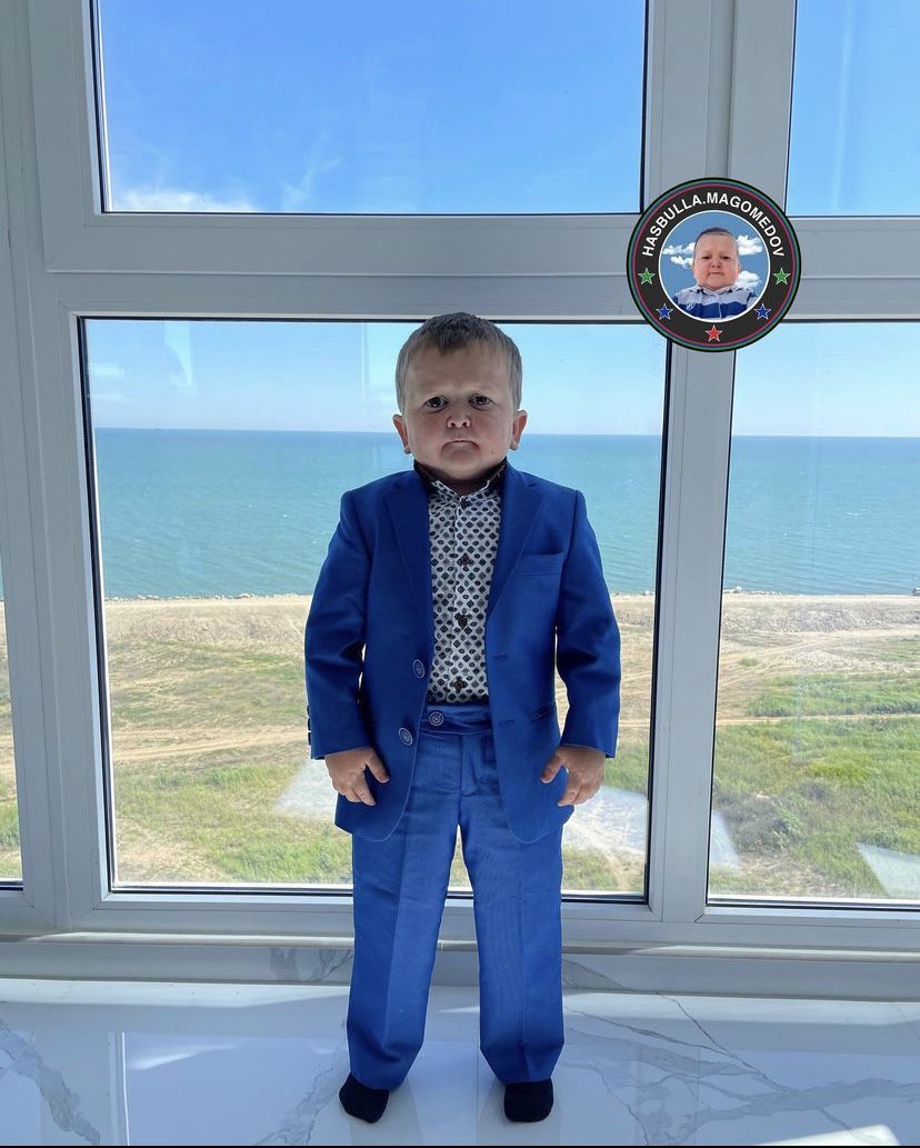 HasbullaHive's tweet image. Need someone to break my heart so I can enjoy CLB