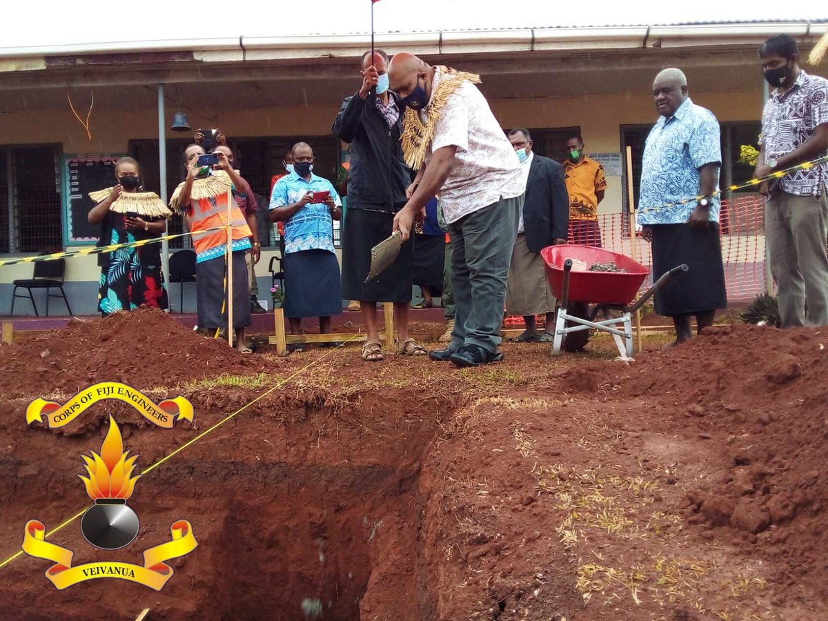 VEIVANUA💣 tweet media