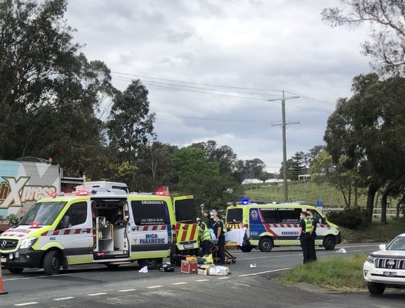 Another shocking smash at the most notorious intersection in #warrandyte. Poor car driver critical. ⁦@RyanSmithMP⁩ I know you’ve tried but we must fix this 😢#7news