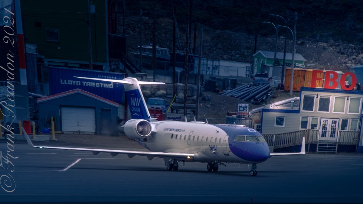 FrankReardon1's tweet photo. @navcanada #Canadair #CRJ200 #CGNVC at Frobisher Bay Touchdown Operations #FBO on SEP.2.2021 #YFBSpotters #AVGEEKS #YFB #NAVCANADA https://t.co/uu9DE445qH