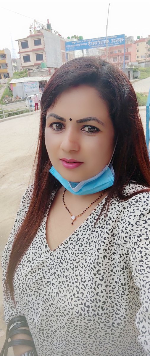 यात्रा मा साथ दिनेलाई कहिल्यै नबिर्सनु। गन्तव्य पुगेपछि हात मिलाउन त धेरै आउने गर्छन्।

       डियर जिन्दगी 💞💞