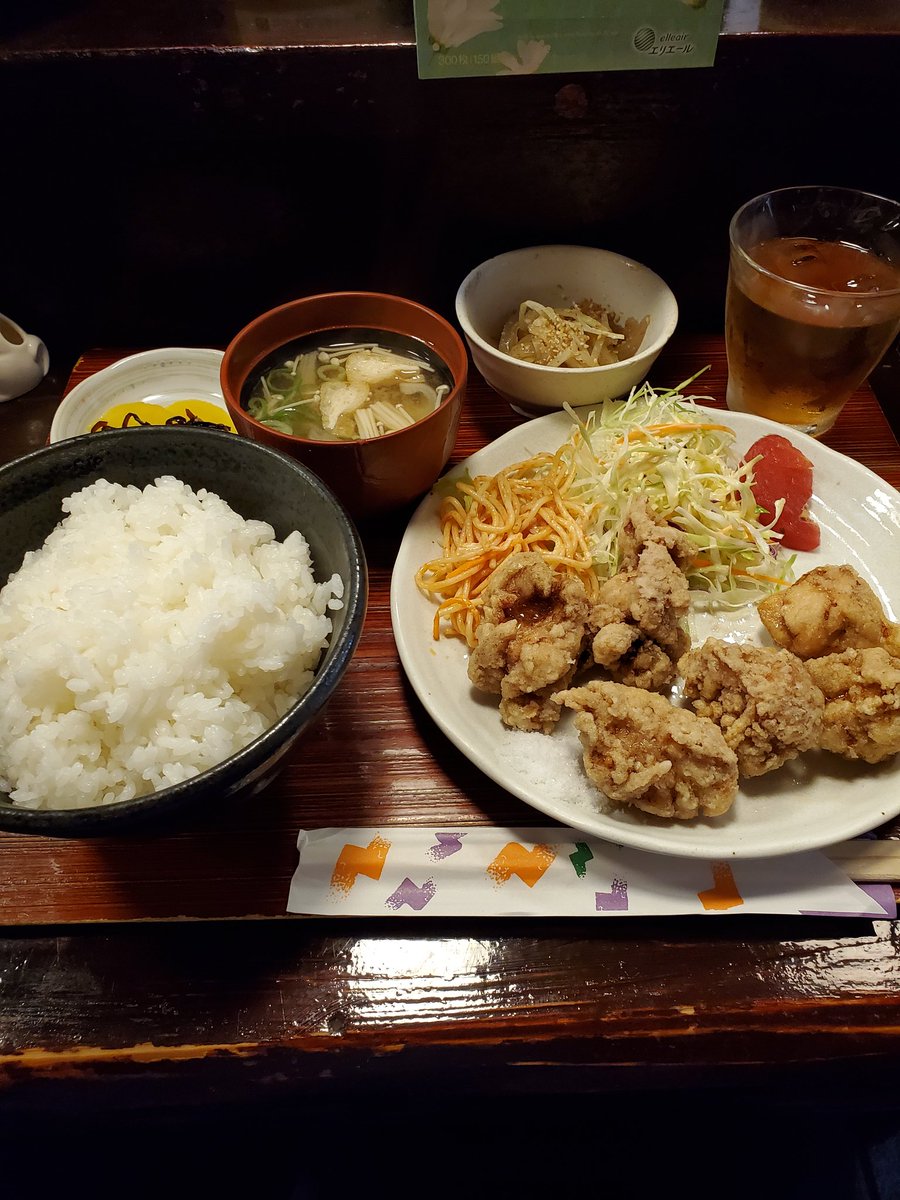 800円