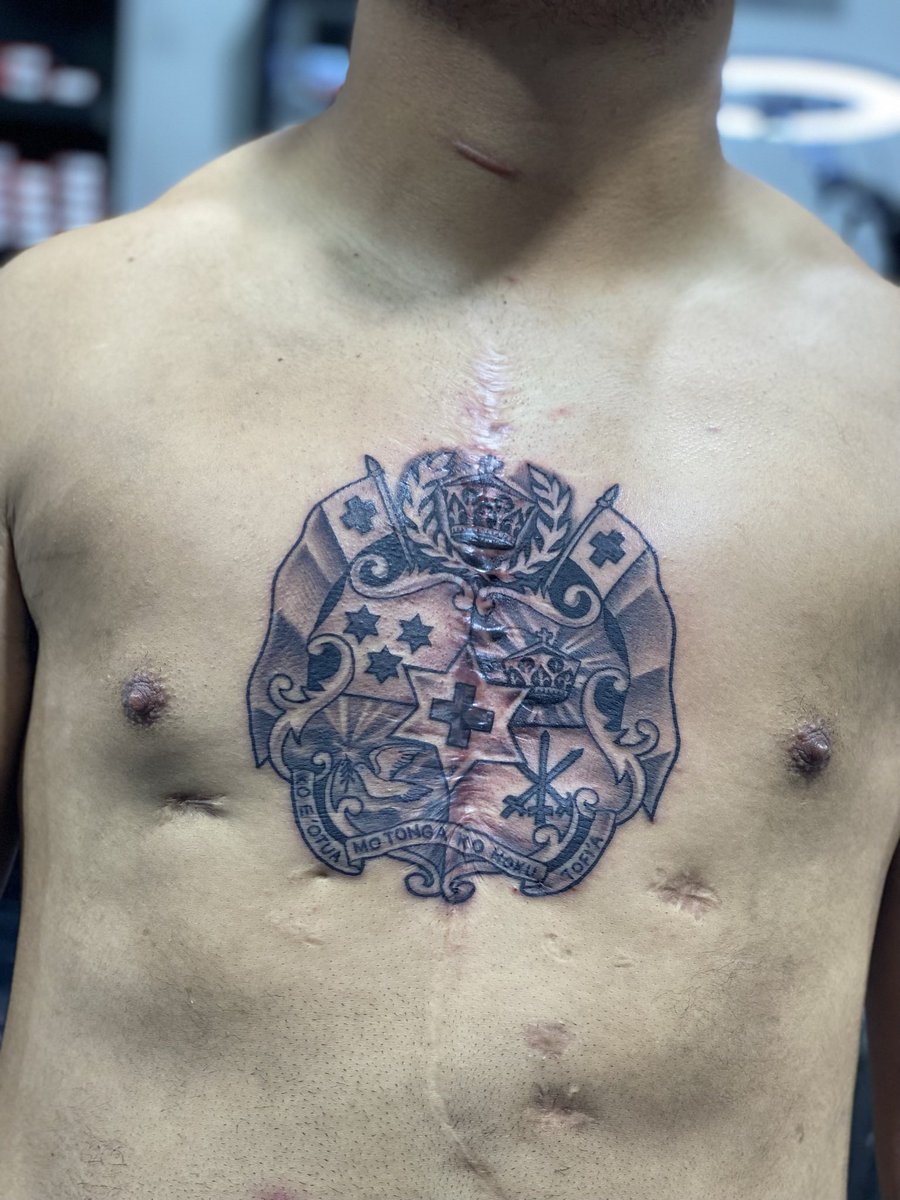 Cover up some scars with the Tonga sila. More to come tomorrow 🇹🇴💪🏽