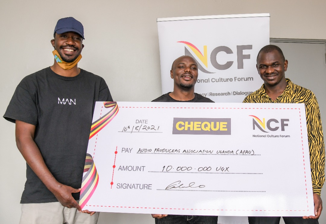 Apau Receives Ug shillings 10,000,000/= from the NCF.
This Grant was funded for research on copyright and Contracts/Agreements that will be used to formalise the music industry of Uganda.
#Apau <a href="/NCFUganda/">National Culture Forum</a>