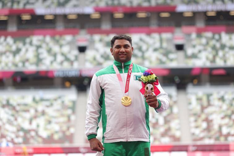 First-ever Good Medal for Pakistan Tokyo 2020 Paralympic Games 🥇🇵🇰
Haider Ali #PAK (55.26) takes #gold in the men's discus throw F37.
Congratulations Pakistan 👏👏👏
#ParaAthletics #Paralympics #Tokyo2020 @PakParalympic 
#HaiderAli #PakistanZindabad