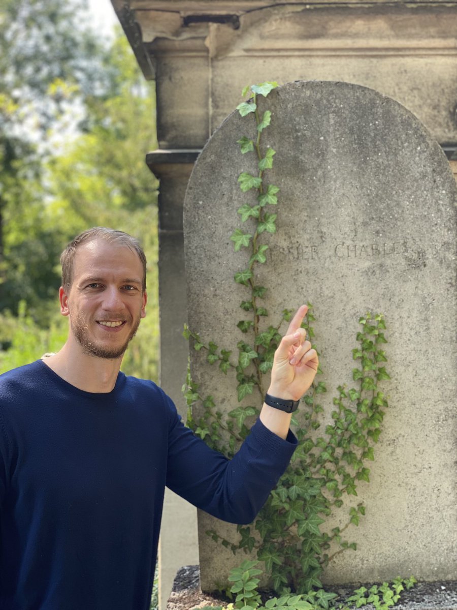 GalacticHunter_'s tweet image. Found the resting place of my hero Charles Messier 🥰🔭👴🏼
#astronomy #charlesmessier #paris