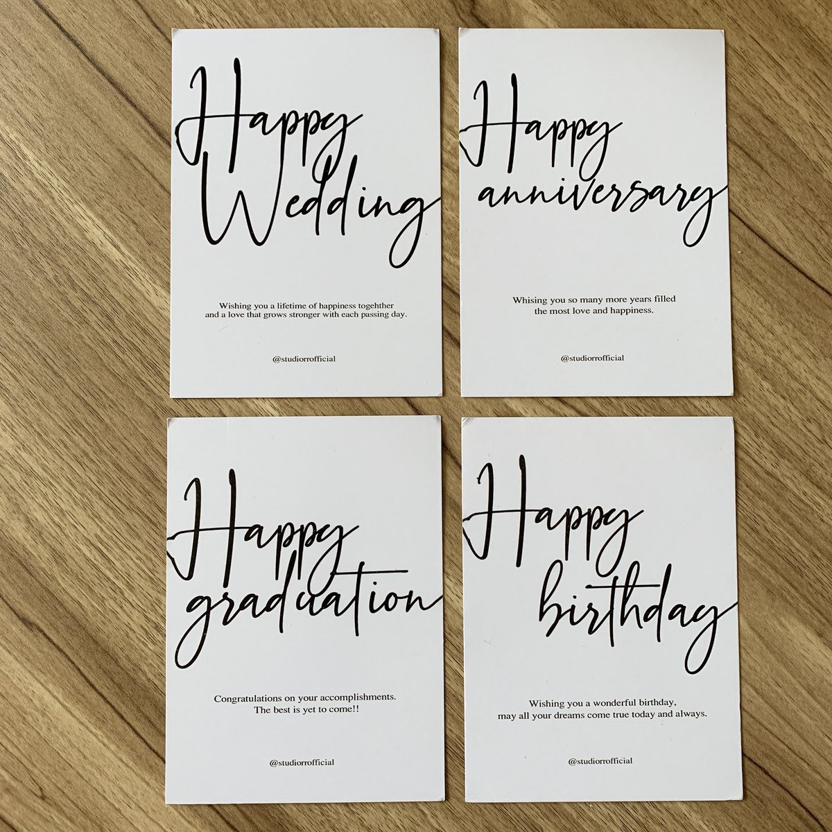 studiorrofc's tweet image. Free greeting cards for you 📄🖋