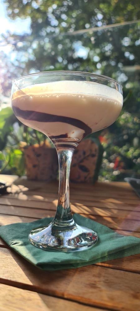 FlowBarsSW's tweet image. New menu.
New cocktails.
Catch up on the Flow news! 
#flowbarfrome

instagram.com/p/CTWTz4dMeux/…