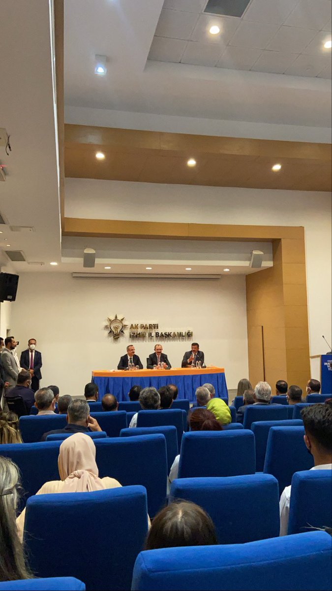 Ticaret bakanımız <a href="/mehmedmus/">Dr. Mehmet Muş</a> ve Genel Merkez Tanıtım Medya başkanımız <a href="/avhamzadag/">HAMZA DAĞ</a> ‘ı il binamızda ağırlıyoruz.