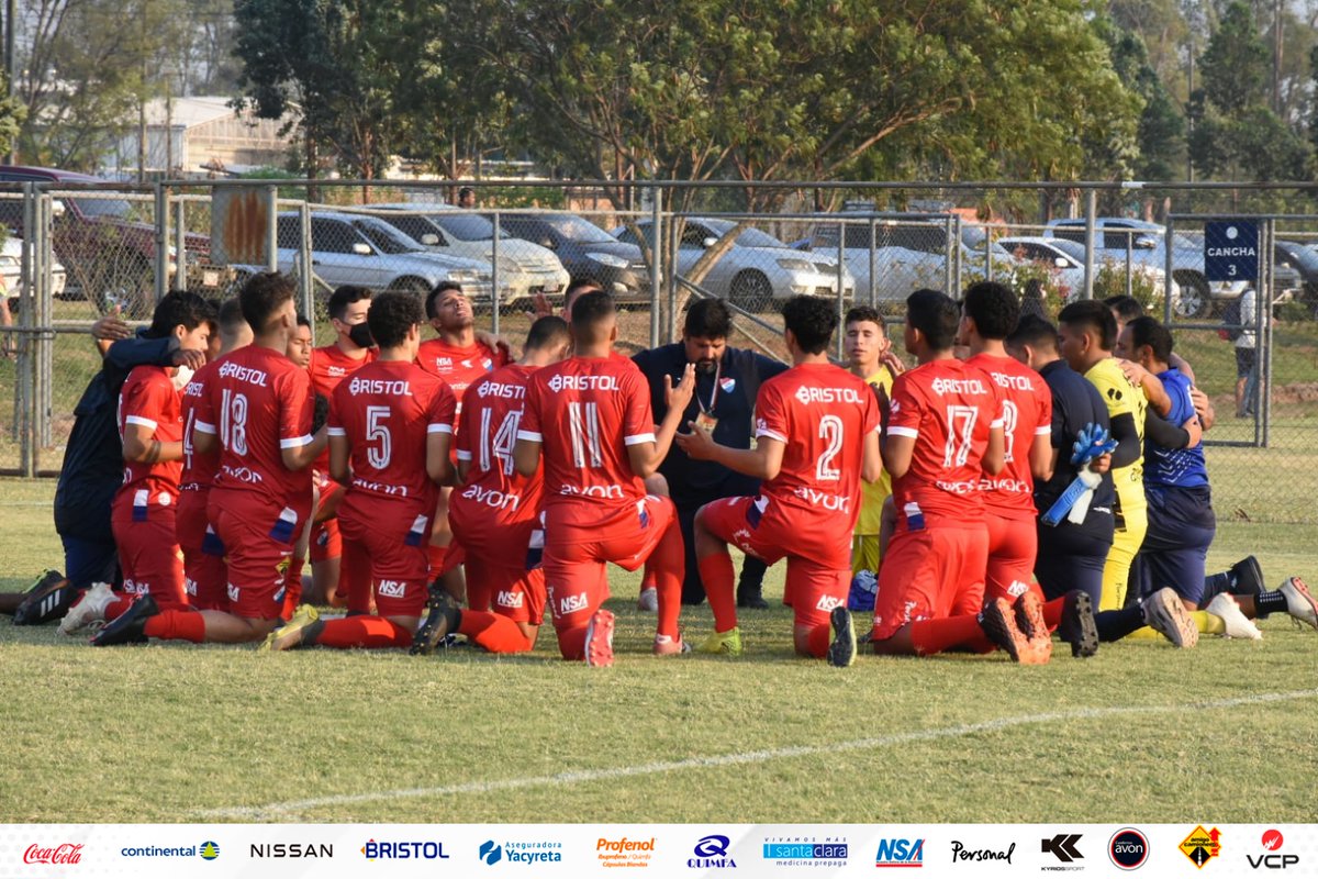 #CanteraTricolor🔴⚪🔵
#catSub18⚽️🙋🏻‍♂️

 🗓 Fecha 3️⃣

⏳10' PT

Luqueño 0 🆚️ 0 #Nacional  

#VamosNacional #LaAcademia💪🏻