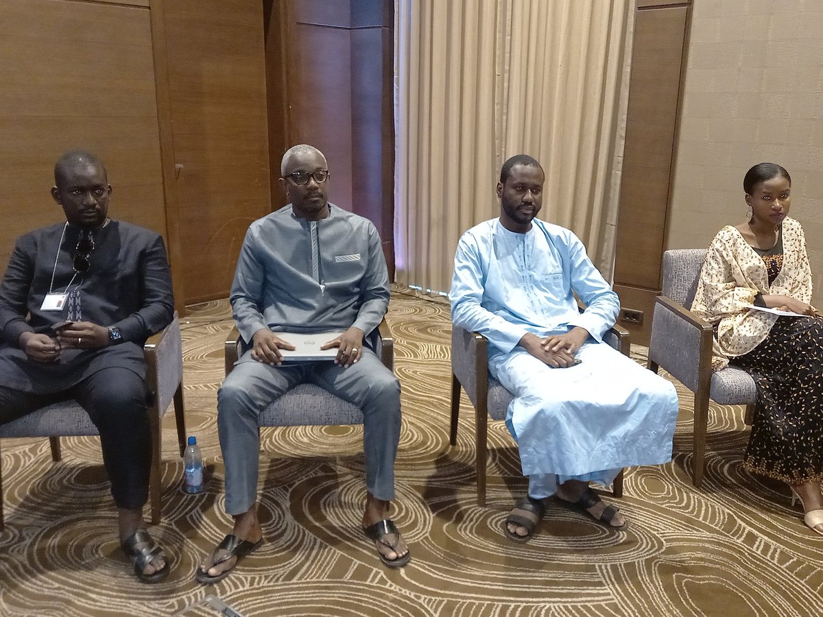 Orange_Mali's tweet photo. Soucieux de rendre le quotidien des populations maliennes meilleur, d'accélérer l'inclusion financière au Mali, Orange Finances Mobiles Mali, baisse les frais de retrait Orange Money. Les nouveaux tarifs sont disponibles sur l'appli Orange Mali Sugu, au #144#7# &amp; points de vente https://t.co/q8VUOLvz9k