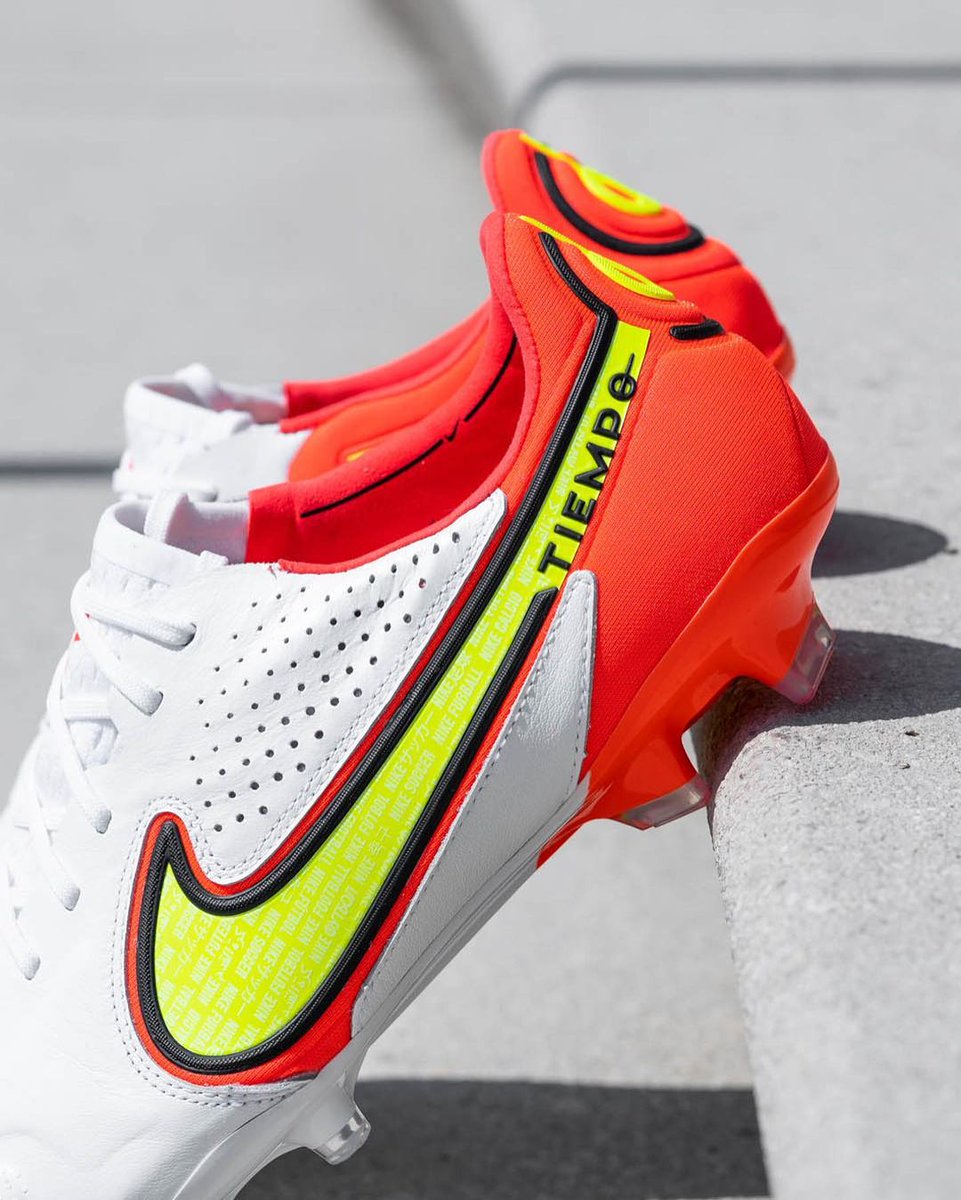 ProD_Rugby's tweet photo. Closer Look 🔍
Get up close with the latest Tiempo from the new Nike 'Motivation' Pack ⚡
Available now in Pro:Direct Rugby's ʙᴏᴏᴛʀᴏᴏᴍ 📲
🛒➡️ https://t.co/kDAnqb4NCQ
#LevelUp #ProDirectRugby https://t.co/8UCikATh35