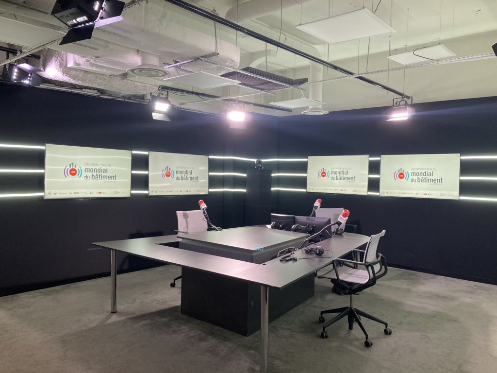 Le Club a le plaisir d’assister au direct des Rendez-vous du <a href="/MondialBatiment/">Mondial du Batiment</a> sur le plateau de <a href="/Bati_Radio/">BatiRadio</a> pour aborder tous les grands enjeux du secteur du #batiment 
#OnAir #BATIMAT #INTERCLIMA #IDEOBAIN