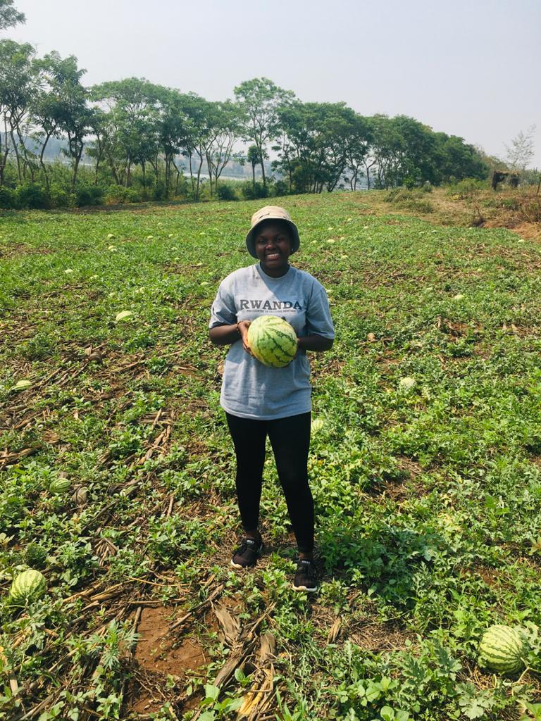 ryaf_agribiz's tweet photo. @iraguha_aline 's advice to the youth; If you love something go for it, there will be a lot of opportunities and people who will be willing to help you along the way. https://t.co/VHW0hwHIdm