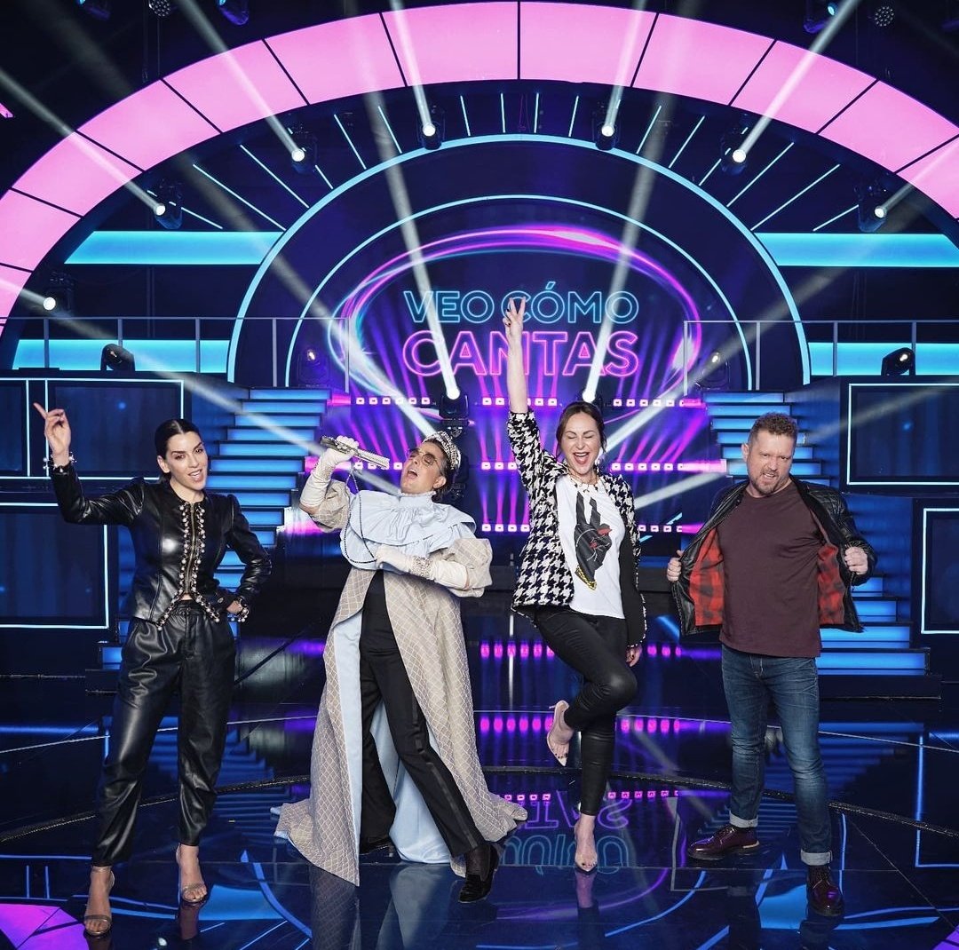 infoanamilan's tweet photo. #VeoComoCantas se estrena el próximo miércoles 8 de septiembre a las 22:45h en @antena3com. 
@_ANAMILAN_
@RuthLorenzo @Josietwitteando @elmonaguillo https://t.co/sj7hBAmh0u