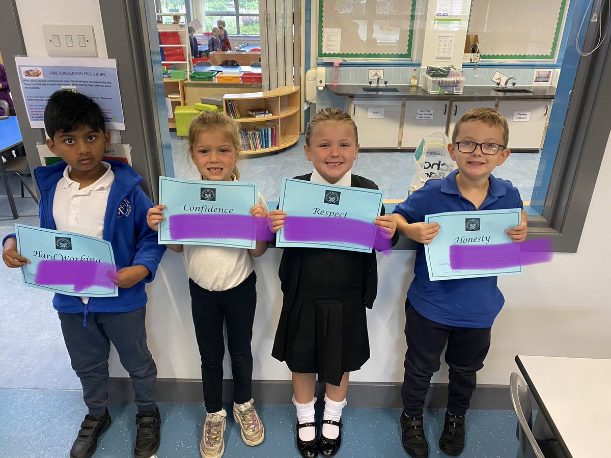 Congratulations to this week certificate winners in P2/3 🤩🤩🤩 #confidence #hardworking #overandabove #respect #honesty <a href="/BroomhousePs/">BroomhousePS</a> <a href="/BpsGrint/">MissGrintBPS</a>