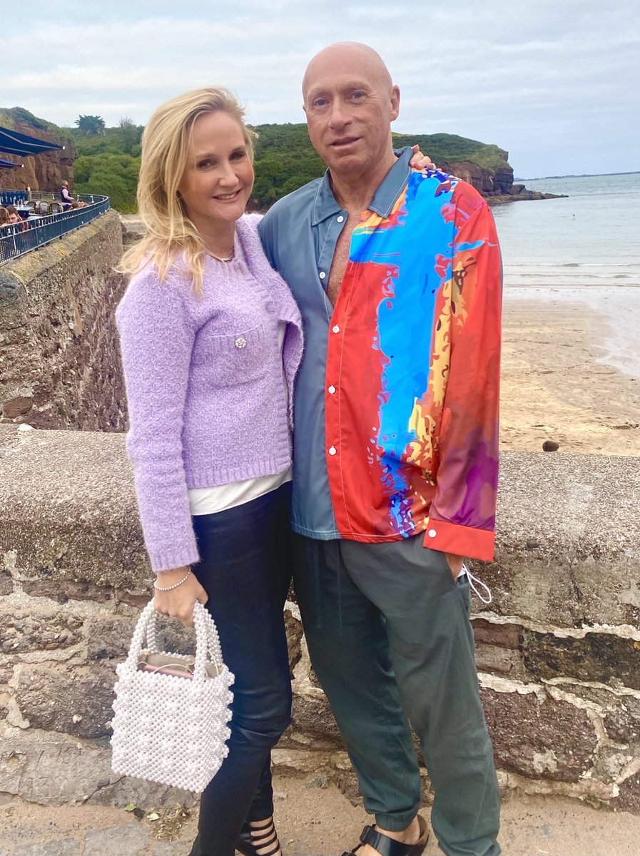 Surprise Visitor, This Week. Lovely to get to spend some time with <a href="/KillileaGayle/">Gayle Killilea</a> Killilea ❣️in Tramore &amp; Dunmore East , <a href="/thestrandinn/">The Strand Inn</a>. Catching up. Early Autumn 🍂🍂🍂