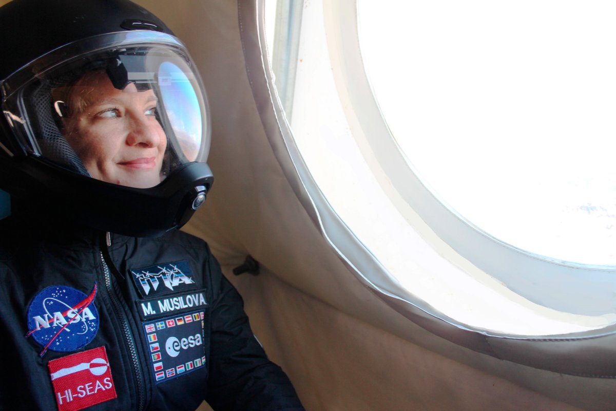 GenevaImpact's tweet photo. #NotAWomansJob?
Dr. Michaela Musilova is an astrobiologist and the Director of @HI_SEAS Analog Space Research Station.
Visit the photo exhibition at Musée Rath in #Geneva or at https://t.co/crFHfAer7s https://t.co/9ETtK0nTkb