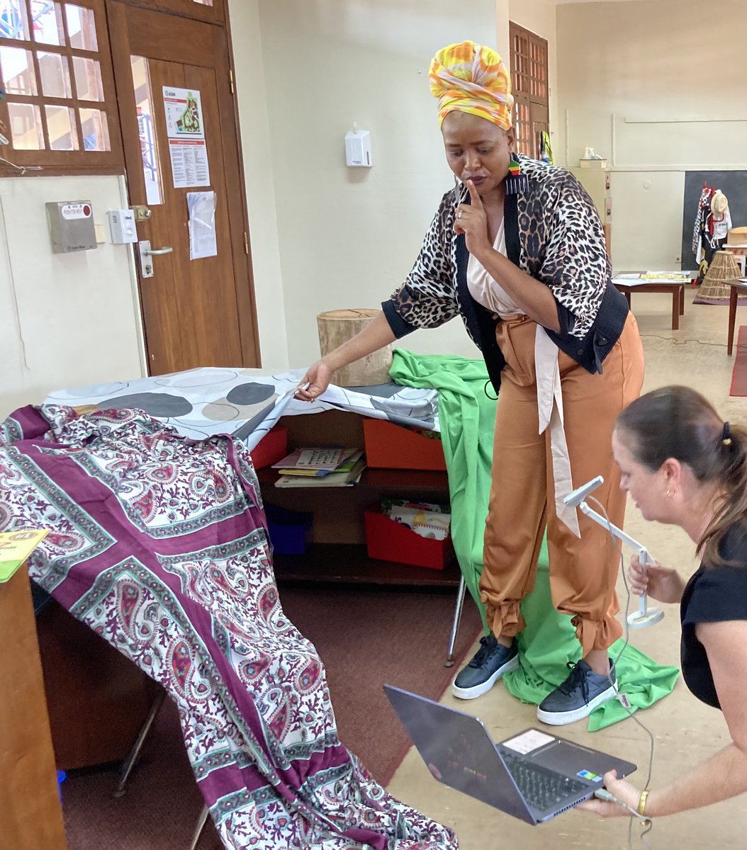 Kelli Sherratt (@kellijelli) on Twitter photo Keeping it fresh in Kindergarten online learning. Fort building & storytelling workshop. <a href="/CMunzanga/">Cindy_make a difference</a> #AISMLearns Keeping it fresh in Kindergarten online learning. Fort building & storytelling workshop. <a href="/CMunzanga/">Cindy_make a difference</a> #AISMLearns