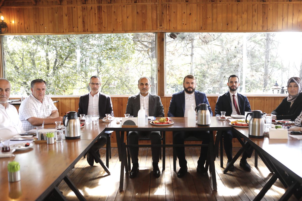 mcandaroglutr's tweet photo. AK Parti Grup Toplantımızı, belediye başkanımız @A_HasimBaltaci ve meclis üyelerimizin katılımıyla gerçekleştirdik. Mevla hayırlara vesile kılsın. https://t.co/8lq6pVYcBu