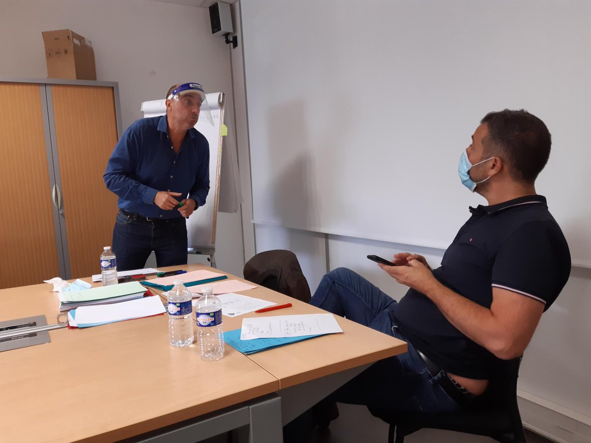 Rentrée studieuse à l'APPI PACA site de Nice pour une journée de formation "RIVA" (Risque Violence et agression).Prochaine étape site de Marignane les 8 et 9 décembre. Merci aux collègues pour leurs participations😉 <a href="/Mateudi_Ronan/">Ronan MATEUDI</a> <a href="/BuryAndrea/">andrea bury</a> <a href="/FrdricLescarre1/">Frédéric Lescarret</a> #securite365 <a href="/GRDF/">GRDF</a>