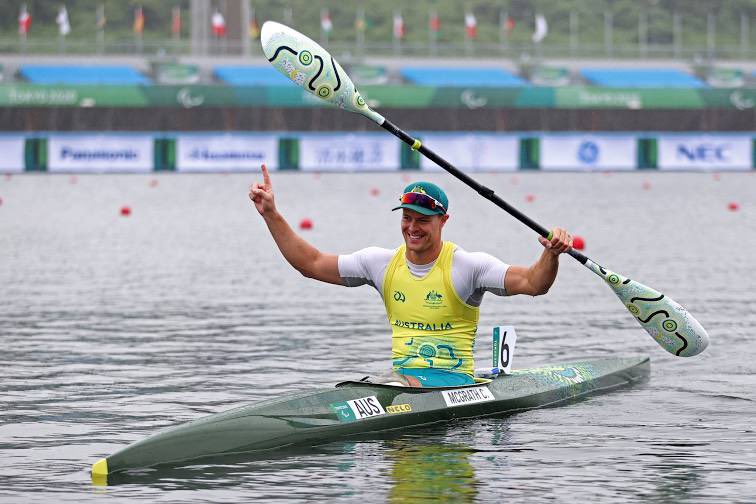 Australian Army veteran Curtis McGrath goes back to back gold in the Paralympics! In 2012, Curtis lost both his legs serving Australia in Afghanistan. What an inspirational effort. #TYFYS <a href="/AustralianArmy/">Australian Army</a> <a href="/ChiefAusArmy/">LTGEN Simon Stuart</a> <a href="/CDF_Aust/">Admiral David Johnston</a> @DVACommissioner @DVASecretary Pix: Getty Images