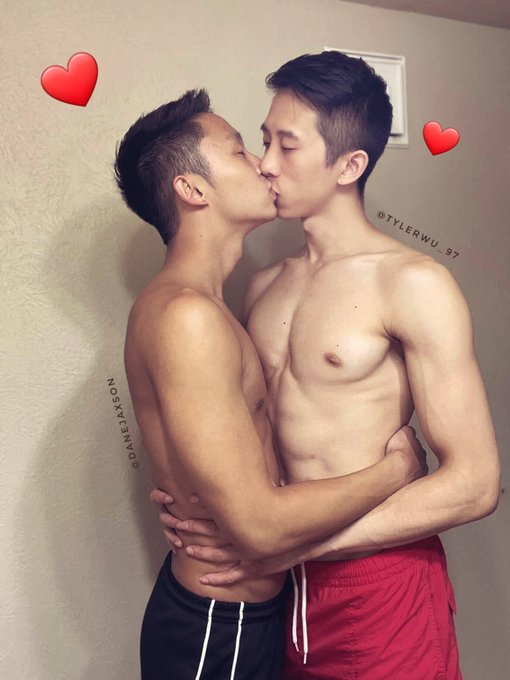 New video this Saturday 👀 Guess who topped 🤔 👬 @danejaxs https://t.co/C2sn6I0eTI<a href="/tag/pridemonth"class="tags"><span>#pridemonth</span></a>
