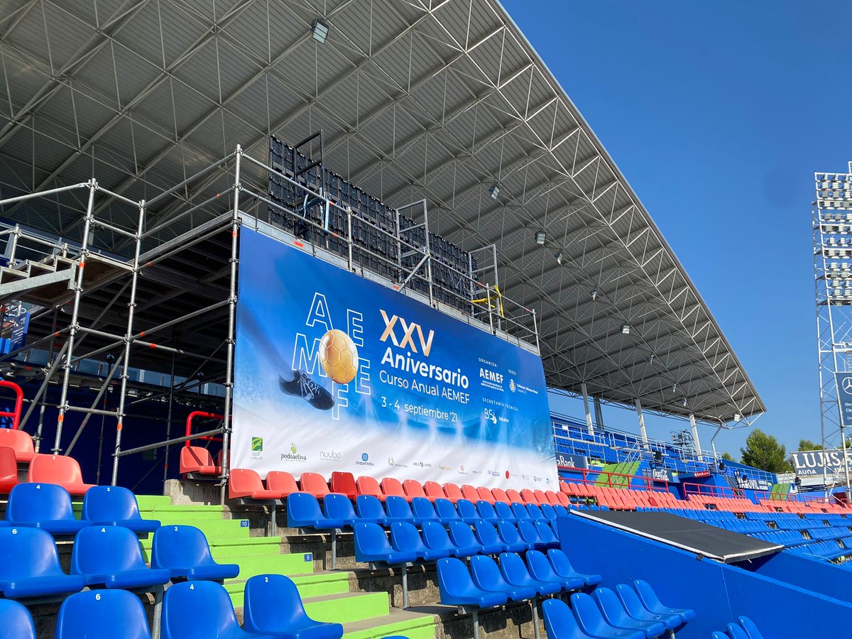 somosbsj's tweet photo. 🔵 ¡Ya ha comenzado el XXV Curso AEMEF! 🔵
De la mano de la Asociación Española de Médicos de Equipos de Fútbol, @AEMEF_ , hoy y mañana celebramos en Getafe la XXV edición del Curso Anual AEMEF.
¡Empezando septiembre a tope!💪🏼
#AEMEF #Fútbol #médicosdefútbol #eventos #Getafe https://t.co/QoZxr0ssTp