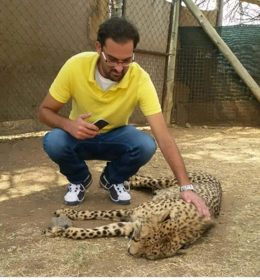 مقتل الدكتور الصيدلي نزار قازان بعدة رصاصات أثناء توجهه لمكان عمله!
#الأردن