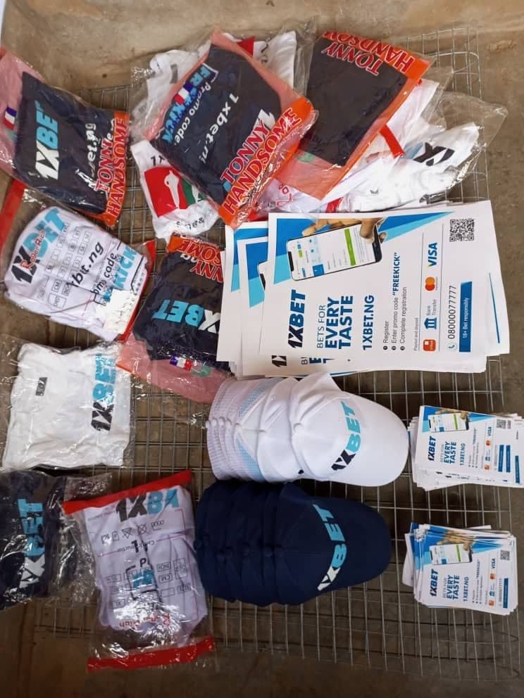 JulieKebede88's tweet photo. Hi guys! 🙌🏼
We have great news for those ones who haven't joined us yet for taking part in the merch draw👌🏼
Please join and win the cool presents 🥰
#1x
#1xBet
#joinandenjoy
#bets
#betting https://t.co/h799MxIodm