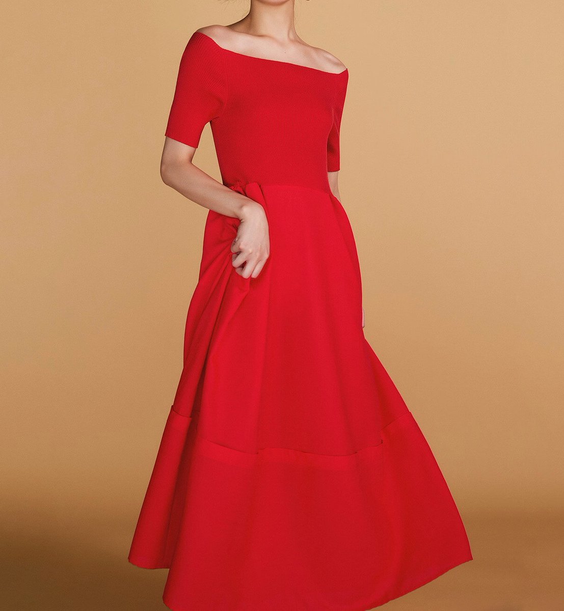 Fashion Express Perfume 衣装情報 今夜 9 3 放送スタート ザ マスクド シンガー 配信前プレミアイベントで着用 ブランドはどちらも Adeam 詳細はこちら T Co O8d1bq9h4g Prfm かしゆか あ ちゃん のっち マスクド