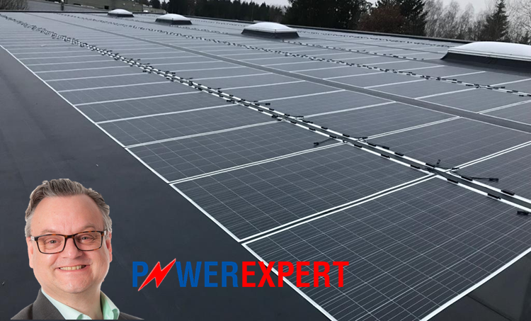 Naar schatting 40% van de #commerciële en #industriële #daken hebben niet de minimale #belastingcapaciteit om traditionele #zonnepanelen te kunnen plaatsen. Daarom werken wij met #lichtgewichtzonnepanelen. #flexibel, geschikt voor gebogen daken of #gevels. lnkd.in/dMR8U6dg