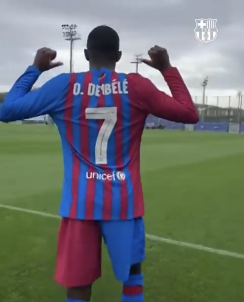 Ousmane Dembélé - Page 6 E-WrCMbXMBcXAeL?format=jpg&name=medium