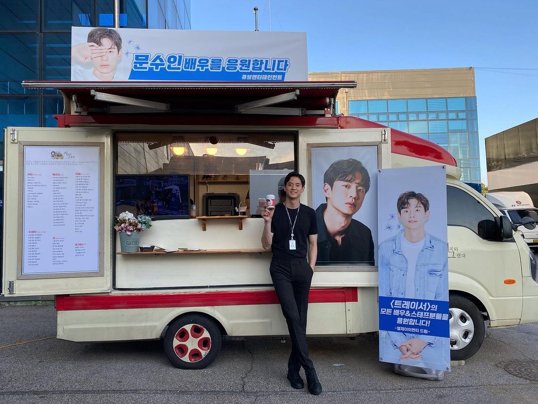 MoonSuinnPH's tweet photo. [20210903] @/suinn92 Instagram update 

[CAPTION] 

Our Company is the best Thank you 🖤

#Tracer 

---
#MoonSuInn #문수인 https://t.co/EeuYEVm7Gw