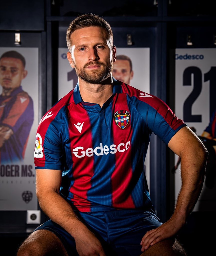 Shkodran Mustafi (@mustafiofficial) on Twitter photo Muy contento de volver a una ciudad que amo, de llegar a un club histórico. Con muchas ganas y mucha ilusión de empezar a trabajar 💪🏼⚽️ 🐸#machollevant #SM <a href="/LevanteUD/">Levante UD</a> Muy contento de volver a una ciudad que amo, de llegar a un club histórico. Con muchas ganas y mucha ilusión de empezar a trabajar 💪🏼⚽️ 🐸#machollevant #SM <a href="/LevanteUD/">Levante UD</a>