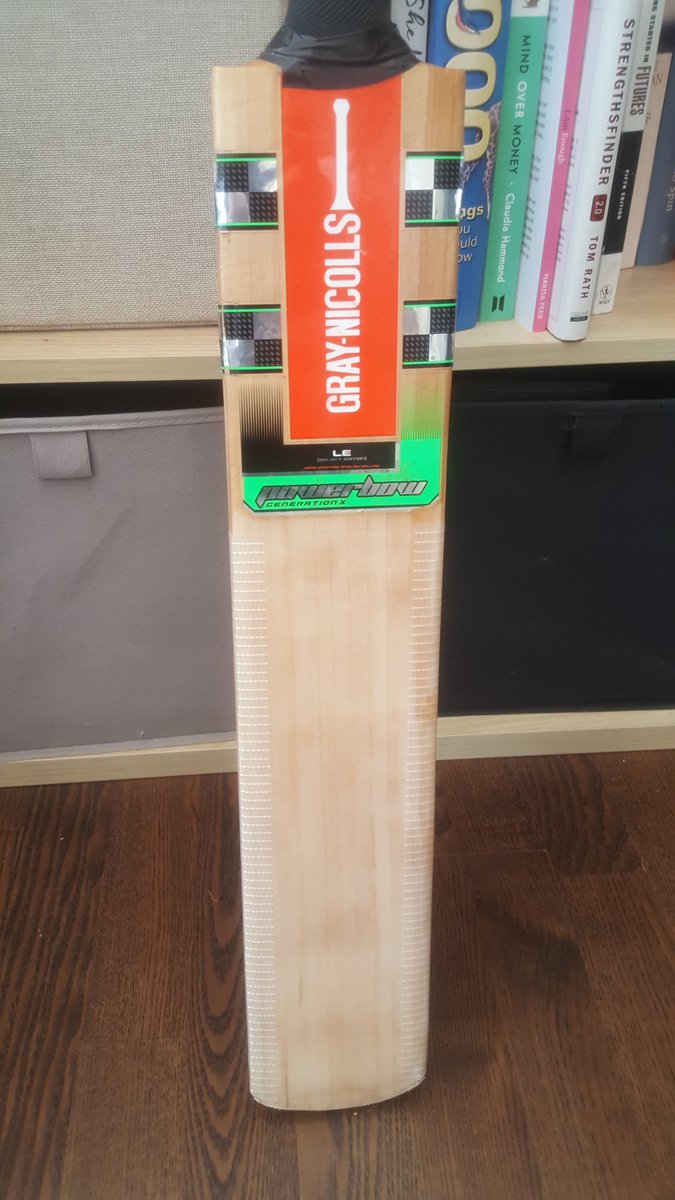 Riaanf31's tweet photo. Thank you to @AJSportsUK for the great work in servicing my @graynics #Powerbow #cricket https://t.co/GTJMWqXhTs