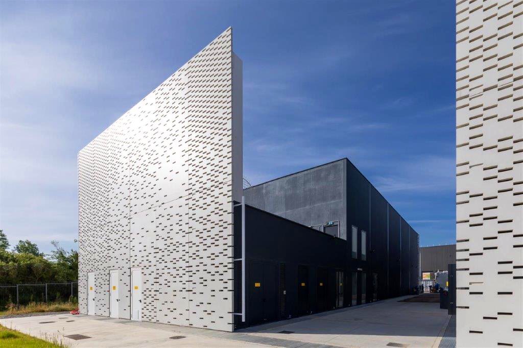 RTE et @Enedis inaugurent aujourd’hui le nouveau poste #électrique de Balma Gramont au nord-est de #Toulouse, en présence de <a href="/jlmoudenc/">Jean-Luc Moudenc</a> et <a href="/v_terrailnoves/">Vincent Terrail-Novès</a>. Il vient renforcer l’alimentation de <a href="/TlseMetropole/">Toulouse Métropole - INACTIF</a> et répond aux nouveaux usages sur le territoire. #transitionénergétique