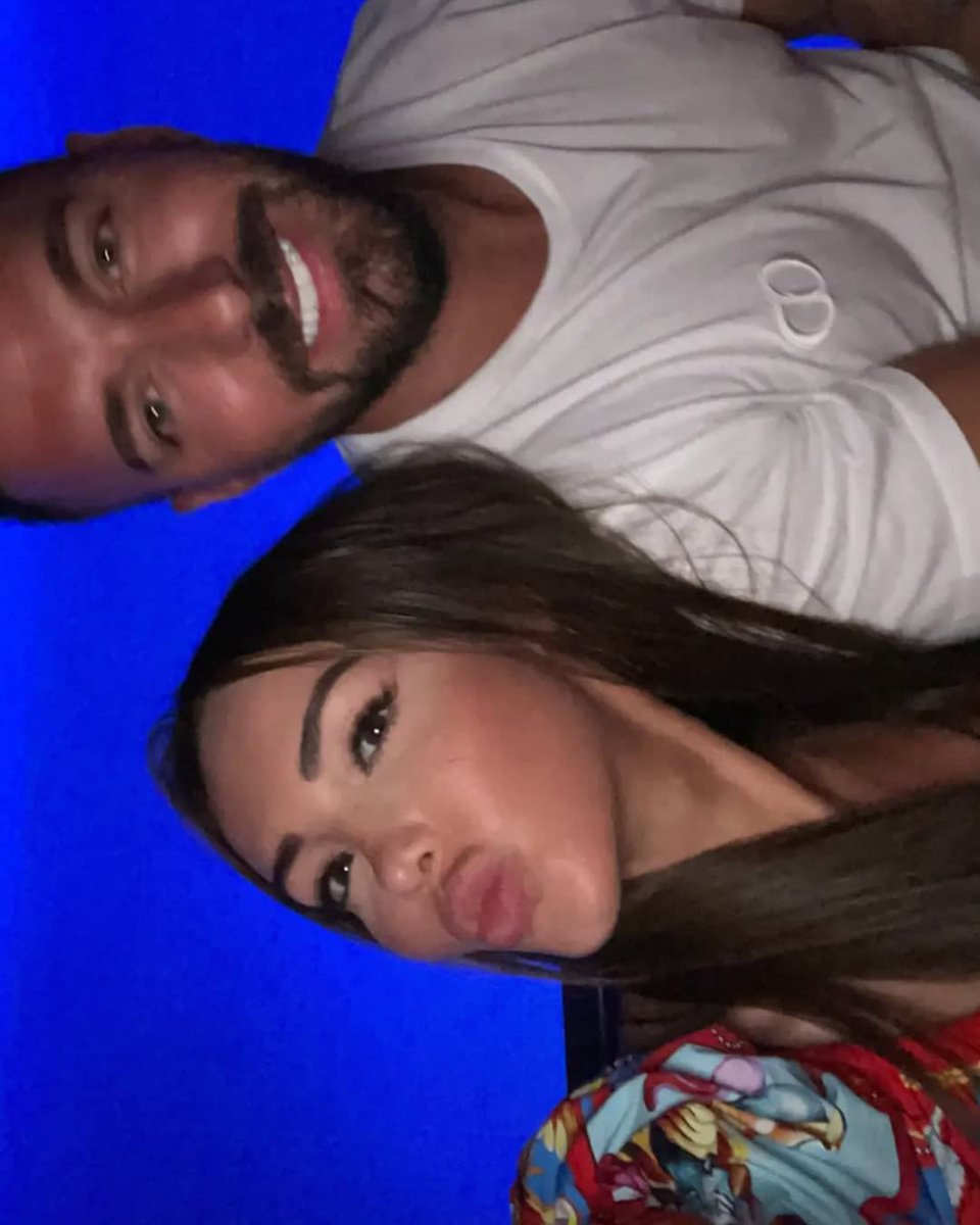 SourcesThomas's tweet photo. Love @ThomasVergara @Nabilla 💗💗#ThomasVergara #Nabilla #VergaraFamily https://t.co/yhw1Y04qTx