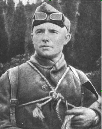 Russia's tweet photo. 🏔 To those enthralled by mountains, they are wonders beyond all disputes.

🧗 #OTD in 1933, outstanding Soviet mountaineer Yevgeniy #Abalakov made the first ascent on #USSR's highest point (7,495 m)  - Communism Peak, located in Pamir Mountains (currently #Tajikistan). https://t.co/KwQmbw3aMY
