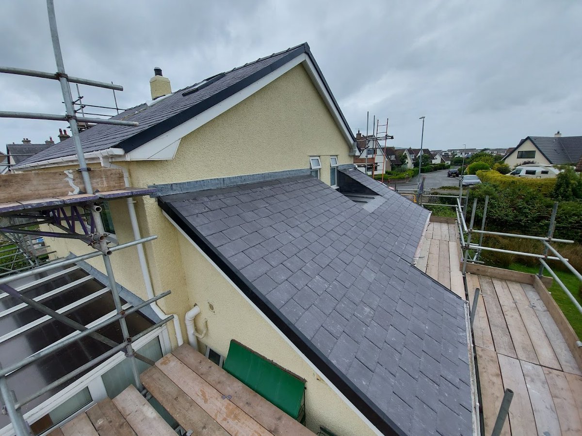 Tired old tiled roof?
Why not improve your home and make it last forever, with Welsh Slate &amp; Greenough &amp; Sons Roofing 
#homeimprovements #welshslate #roofing 
@WelshSlateLtd