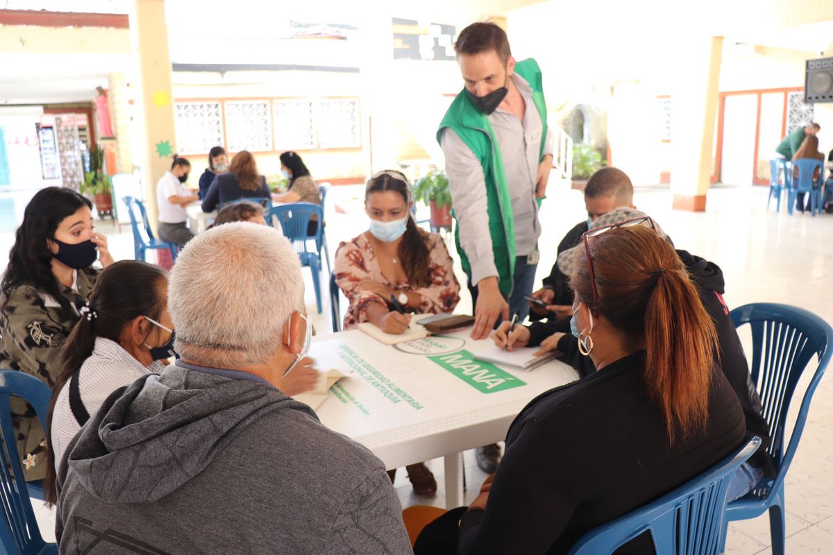 #AEstaHora realizamos nuestro encuentro zonal de construcción de Política Pública de Paz en Fredonia con participación de consejeros municipales de paz de Amagá, Angelópolis, Venecia y Titiribí. Propuestas regionales porque #UnidosConstruimosPaz