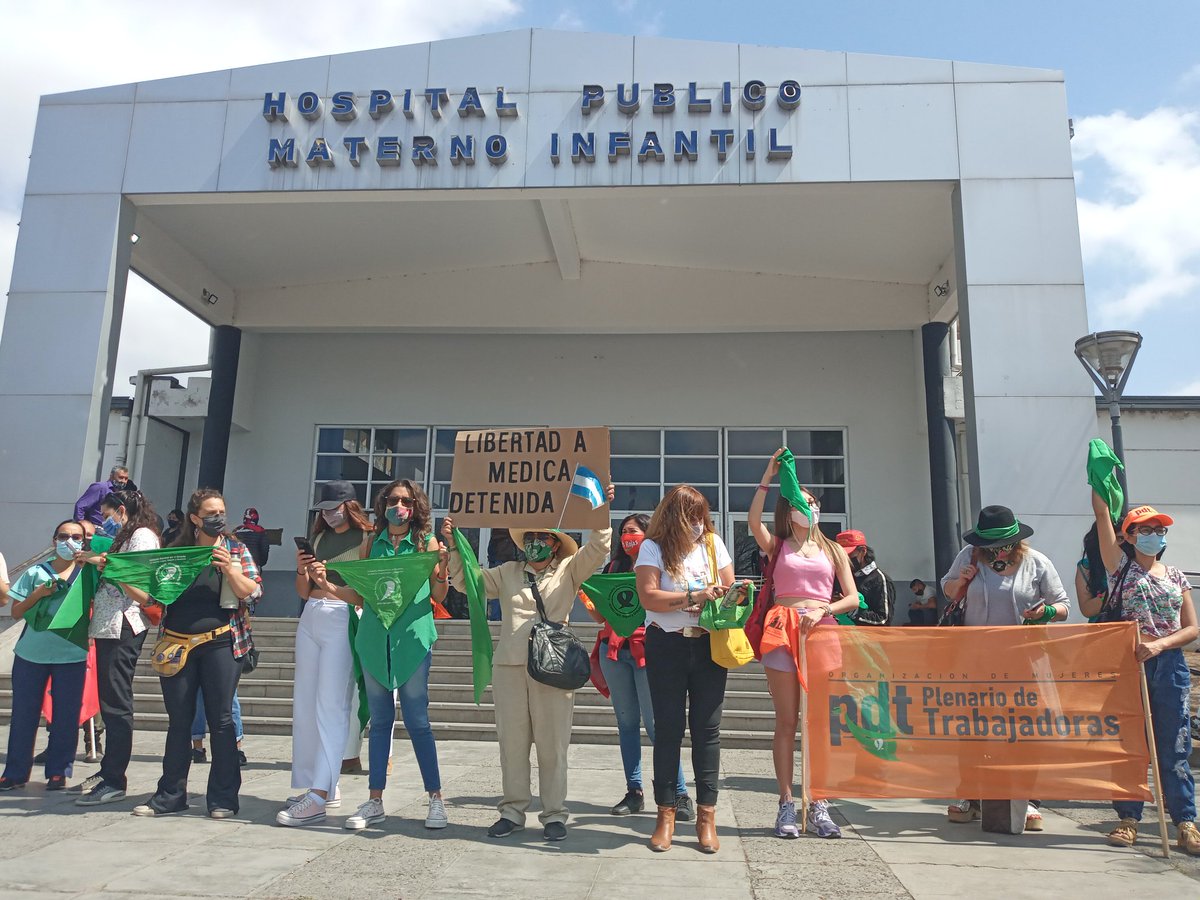 marurochaa's tweet photo. #Salta ahora resulta indispensable liberen a la médica el Estado es Responsable @FiscalesPenales @MinGenerosAR @EliGAlcorta @carlavizzotti https://t.co/woNIYs3kfz
