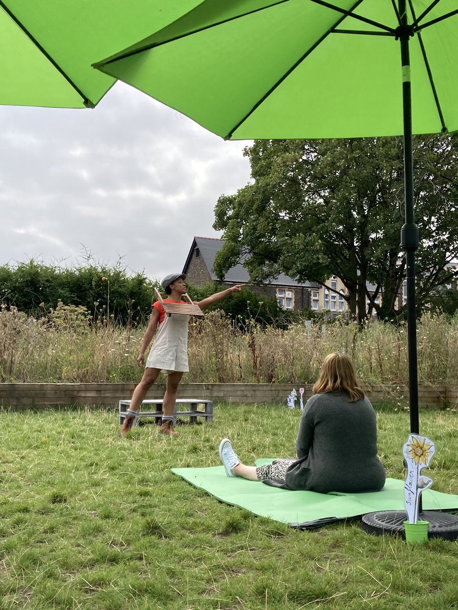 sargent65's tweet photo. @theatriolo - a glorious day of rehearsals @Grange_Pavilion. Can’t wait to watch performances tomorrow and Sunday at 10am &amp; 1.30pm and see the responses of small people up to 18 months old &amp; their parents &amp; carers. #BabyBirdBee #babies #Theatre #Cardiff #Grangetown https://t.co/TF8IN3uDIM