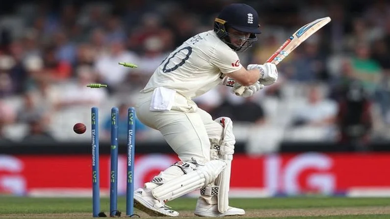 tv9gujarati's tweet photo. IND vs ENG: ઈંગ્લેન્ડનો પ્રથમ દાવ 290 રન પર 99 રનની લીડ સાથે સમેટાયો, પોપ અને વોક્સની રમત ભારે પડી, ઉમેશની 3 વિકેટ
#INDvsENG #OlliPope #TeamIndia
Read: https://t.co/U9zFVP2B2z https://t.co/HmhCJanl3C