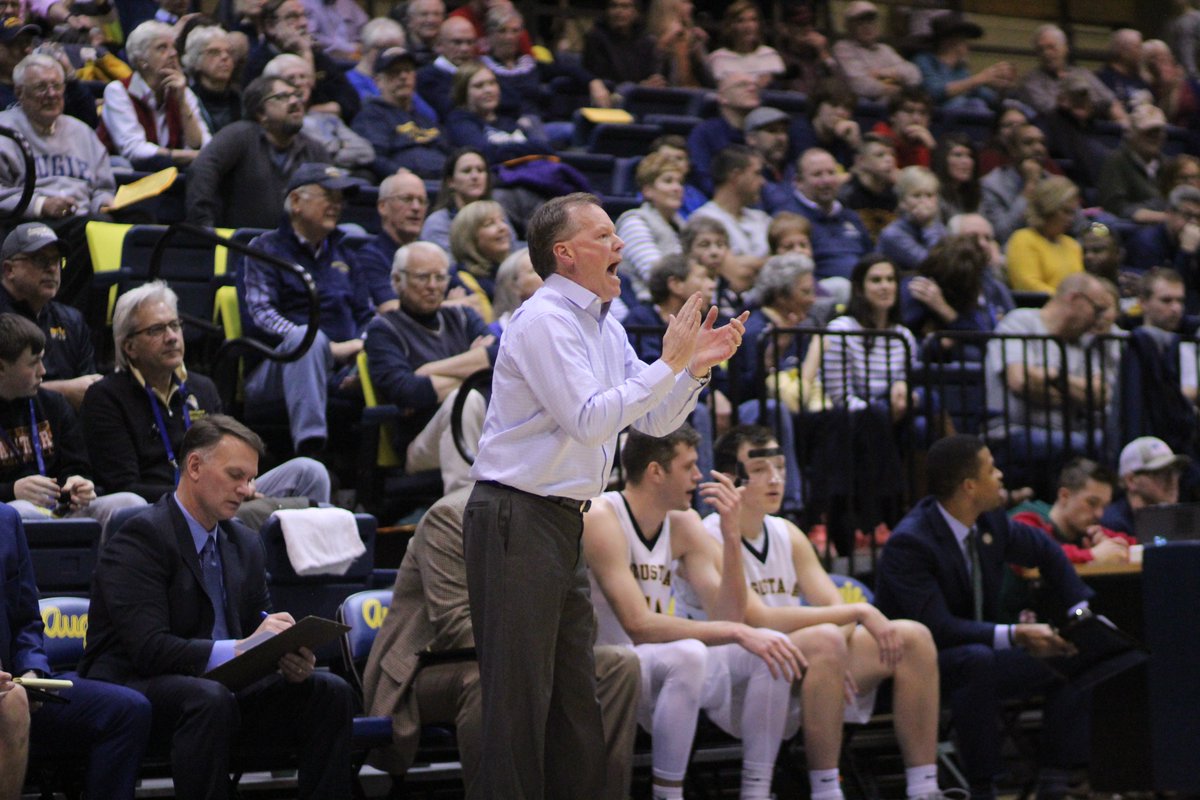 One of the most prestigious basketball awards you can receive in Illinois is the Ron &amp; Rich Herrin Award. At the IBCA HOF Banquet, Grey Giovanine received the 2020 Herrins' Award.  Grey is an IBCA HOF'er, Nat'l COY 3x &amp; IBCA COY 11x. Grey just retired as the Augustana Coll. Coach